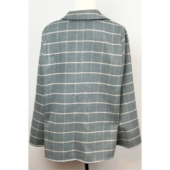 NWT CHICO’S WOMAN’S CAPE COAT SIZE 1 M8 - Picture 2 of 9